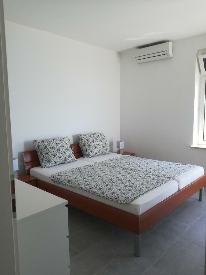 Villa Adagio Apartments Sumartin Eksteriør bilde