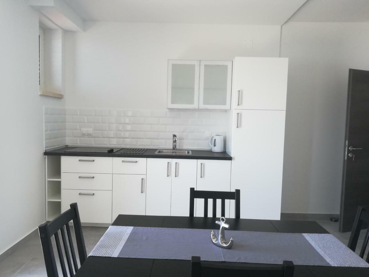 Villa Adagio Apartments Sumartin Eksteriør bilde